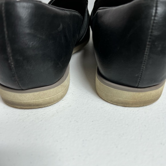 EuroSoft Vernelle black loafers, size 9M - Picture 4 of 7